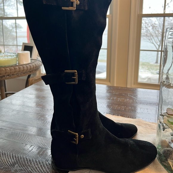 AEROSOLES Shoes - AEROSOLES Black Seude Boots